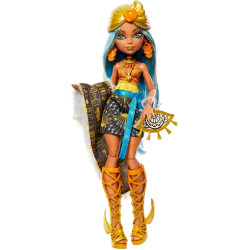 Monster High Skulltimate Secrets Fearidescent Cleo De Nile Fashion Doll